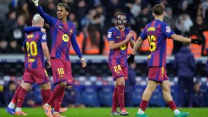 فليك يستقر على الدفع بالقوة الضاربة لبرشلونة أمام بلباو