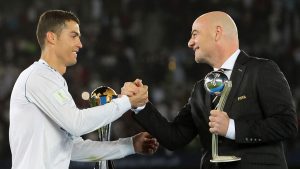 متجاهلا أزمته مع النصر.. إنفانتينو يساند كريستيانو: أيقونة في الطموح